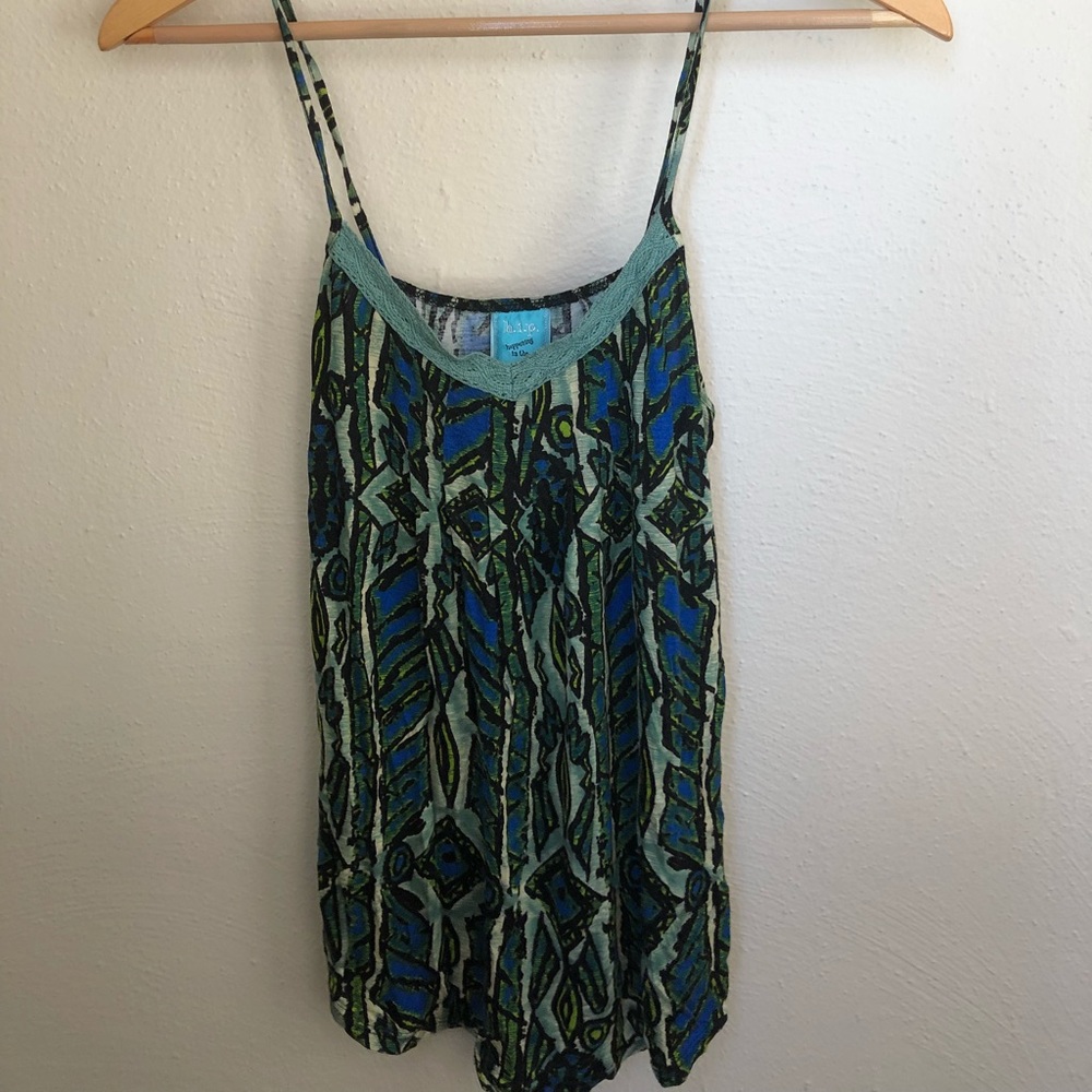 Fun blue and green top!